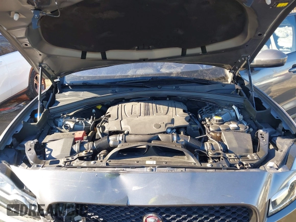 2017 Jaguar F-Pace 35t Prestige with VIN SADCK2BV8HA897199, listed as a IAAI auction lot 41315172 with 77,348 mi miles and . Bid and sale history available at DreamBid. Image 10.