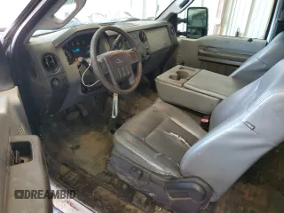 2015 Ford F-250 XLT z VIN 1FT7X2B67FEC38043, wystawiony jako Copart lot #57226765 z przebiegiem 196 064 mil mil oraz Szkody całkowita. Historia ofert i sprzedaży dostępna na DreamBid. Obrazek 8.