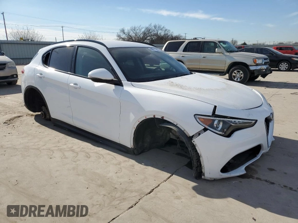 2019 Alfa Romeo Stelvio z VIN ZASPAJAN1K7C36301, wystawiony jako Copart lot #88811295 z przebiegiem Nie podano mil oraz Szkoda całkowita • Salvage title. Historia ofert i sprzedaży dostępna na DreamBid. Obrazek 4.