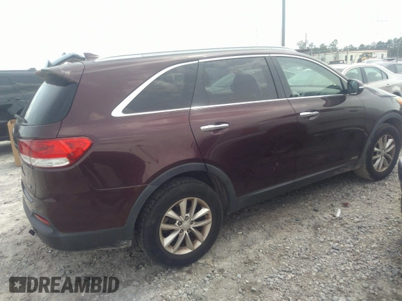 2017 Kia Sorento LX z VIN 5XYPGDA30HG252783, wystawiony jako IAAI lot #42397628 z przebiegiem 80 166 mil mil oraz . Historia ofert i sprzedaży dostępna na DreamBid. Obrazek 12.