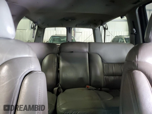 1999 Chevrolet Suburban with VIN 3GNFK16R8XG149091, listed as a Copart auction lot 71300024 with 254,044 mi miles and Salvage Title. Bid and sale history available at carsss.com. Image 10.