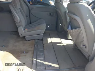 2007 Chrysler Town & Country LWB LX with VIN 2A4GP44R77R246063, listed as a IAAI auction lot 42025571 with 302,541 mi miles. Bid and sale history available at carsss.com. Image 8.