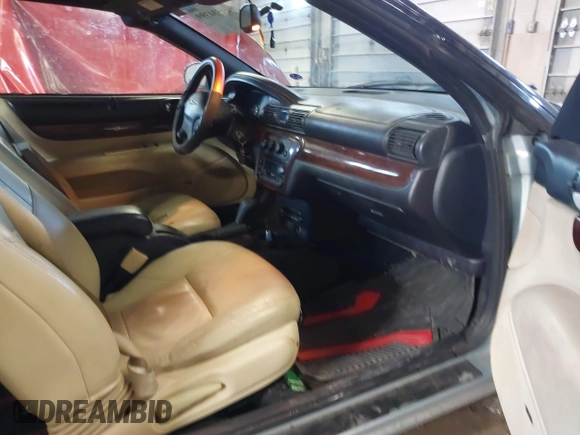 2002 Chrysler Sebring Limited with VIN 1C3EL65R82N172536, listed as a IAAI auction lot 41534399 with 152,135 mi miles and . Bid and sale history available at DreamBid. Image 5.