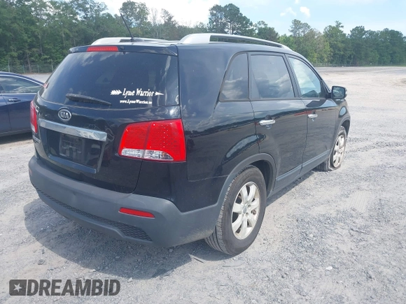 2013 Kia Sorento LX with VIN 5XYKT4A23DG310439, listed as a IAAI auction lot 42546201 with 234,287 mi miles and . Bid and sale history available at DreamBid. Image 4.