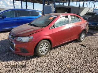 2019 Chevrolet Sonic LT z VIN 1G1JD5SB5K4108347, wystawiony jako Copart lot #43149805 z przebiegiem 114 448 mil mil oraz Szkoda całkowita • Salvage title. Historia ofert i sprzedaży dostępna na DreamBid. Obrazek 1.
