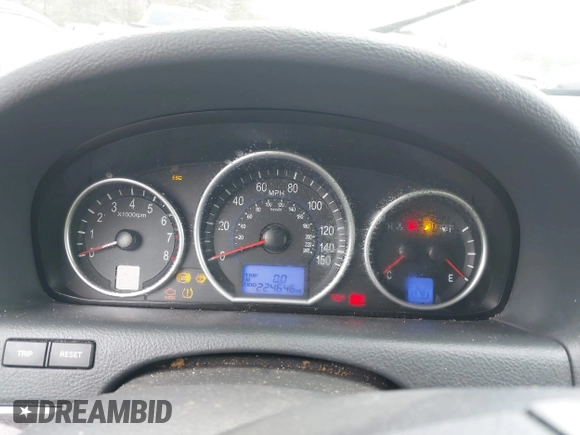 2012 Hyundai Veracruz Limited with VIN KM8NU4CCXCU195458, listed as a IAAI auction lot 41378578 with 224,646 mi miles and . Bid and sale history available at DreamBid. Image 7.