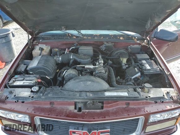 1998 GMC Yukon with VIN 1GKEK13R4WJ719517, listed as a Copart auction lot 44651715 with 230,062 mi miles and Clean Title. Bid and sale history available at carsss.com. Image 12.