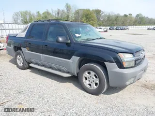 2002 Chevrolet Avalanche with VIN 3GNEC13T02G219796, listed as a IAAI auction lot 41902162 with 308,048 mi miles. Bid and sale history available at carsss.com. Image 1.