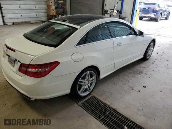 2012 Mercedes-Benz E 550 with VIN WDDKJ7DBXCF147279, listed as a Copart auction lot 46479165 with 59,684 mi miles and Clean Title. Bid and sale history available at DreamBid. Image 3.