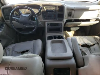 2005 Chevrolet Tahoe Z71 with VIN 1GNEK13T05R116370, listed as a Copart auction lot 87283584 with 0 mi miles and Clean Title. Bid and sale history available at carsss.com. Image 8.