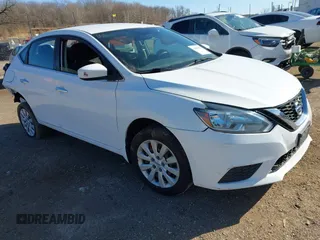 2016 Nissan Sentra S with VIN 3N1AB7AP6GL682465, listed as a IAAI auction lot 41865424 with 89,392 mi miles. Bid and sale history available at carsss.com. Image 1.