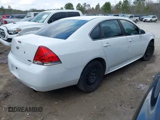 2014 Chevrolet Impala Limited Police Police with VIN 2G1WD5E31E1185243, listed as a IAAI auction lot 41685624 with 131,335 mi miles. Bid and sale history available at carsss.com. Image 4.