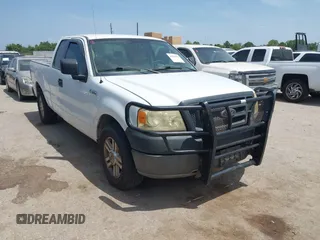 2005 Ford F-150 STX с VIN 1FTRX12W65NA02775, выставлен на аукционе IAAI как лот 42855266 с пробегом 237 176 миль миль и . История ставок и продаж доступна на DreamBid. Изображение 1.