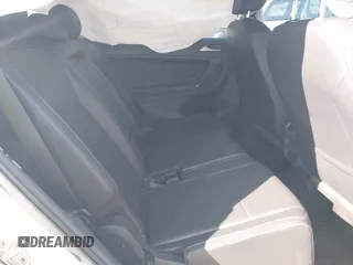 2020 Volkswagen Tiguan SE z VIN 3VV3B7AX8LM120160, wystawiony jako IAAI lot #42316791 z przebiegiem 38 702 mil mil oraz . Historia ofert i sprzedaży dostępna na DreamBid. Obrazek 8.