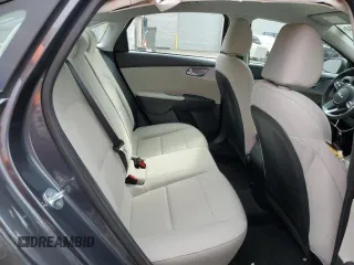 2022 Kia Forte LXS with VIN 3KPF24AD1NE488113, listed as a Copart auction lot 54615215 with 31,004 mi miles and Clean Title. Bid and sale history available at carsss.com. Image 10.