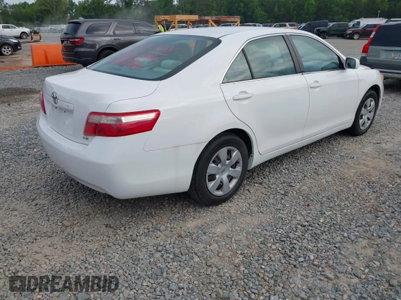 2009 Toyota Camry with VIN 4T1BE46K39U882101, listed as a IAAI auction lot 42033330 with 132,384 mi miles. Bid and sale history available at carsss.com. Image 4.