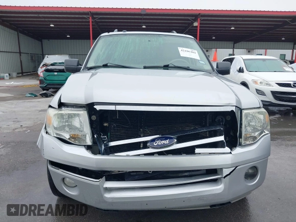 2014 Ford Expedition XLT with VIN 1FMJU1H52EEF01900, listed as a IAAI auction lot 42106404 with 149,992 mi miles and . Bid and sale history available at DreamBid. Image 6.