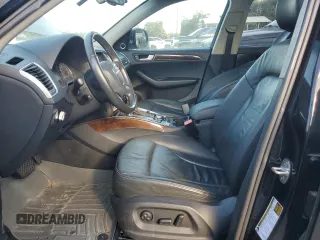 2010 Audi Q5 Premium Plus with VIN WA1LKAFP5AA101025, listed as a Copart auction lot 77333734 with 137,438 mi miles and Salvage title. Bid and sale history available at DreamBid. Image 7.