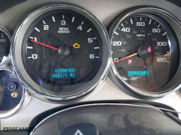 2007 Chevrolet Silverado 1500 LT w/1LT with VIN 2GCEK19J071715585, listed as a IAAI auction lot 41492009 with 265,174 mi miles. Bid and sale history available at carsss.com. Image 7.