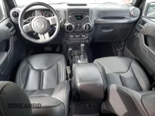 2018 Jeep Wrangler Unlimited Sahara with VIN 1C4BJWEG8JL821569, listed as a Copart auction lot 57949745 with 40,048 mi miles and Salvage title. Bid and sale history available at DreamBid. Image 8.