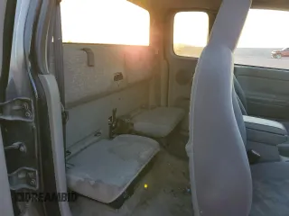 2005 Chevrolet Colorado LS Z71 z VIN 1GCDT196658182639, wystawiony jako Copart lot #43548385 z przebiegiem 183 129 mil mil oraz Szkoda całkowita • Salvage title. Historia ofert i sprzedaży dostępna na DreamBid. Obrazek 10.