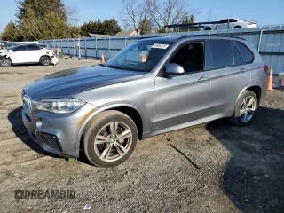 2014 BMW X5 xDrive50i z VIN 5UXKR6C58E0C03834, wystawiony jako Copart lot #44594525 z przebiegiem 125 167 mil mil oraz Szkoda całkowita • Salvage title. Historia ofert i sprzedaży dostępna na DreamBid. Obrazek 1.