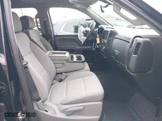 2018 Chevrolet Silverado 1500 Custom with VIN 1GCRCPEC0JZ321723, listed as a IAAI auction lot 41534756 with 44,224 mi miles. Bid and sale history available at carsss.com. Image 5.