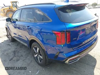 2021 Kia Sorento EX with VIN 5XYRHDLF9MG057885, listed as a IAAI auction lot 42409576 with 45,867 mi miles and . Bid and sale history available at DreamBid. Image 3.
