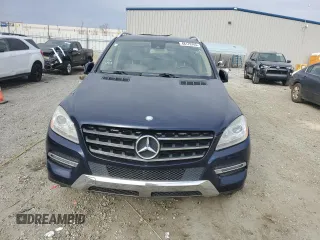 2015 Mercedes-Benz M 250 with VIN 4JGDA0EB4FA560403, listed as a Copart auction lot 48178765 with 211,602 mi miles and Clean Title. Bid and sale history available at DreamBid. Image 5.