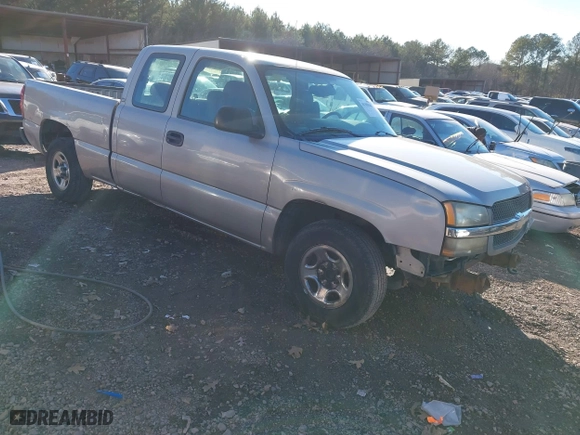 2004 Chevrolet Silverado 1500 Work Truck with VIN 1GCEC19X44Z223064, listed as a IAAI auction lot 41305846 with 228,662 mi miles. Bid and sale history available at carsss.com. Image 1.