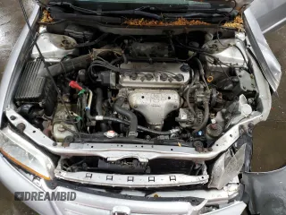 2001 Honda Accord LX z VIN JHMCG55401C011175, wystawiony jako Copart lot #88027405 z przebiegiem 143 973 mil mil oraz Szkoda całkowita • Salvage title. Historia ofert i sprzedaży dostępna na DreamBid. Obrazek 11.