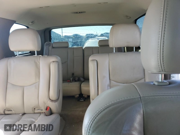 2006 Chevrolet Tahoe Z71 with VIN 1GNEK13T06R136040, listed as a Copart auction lot 45130145 with 176,671 mi miles and Clean Title. Bid and sale history available at carsss.com. Image 10.