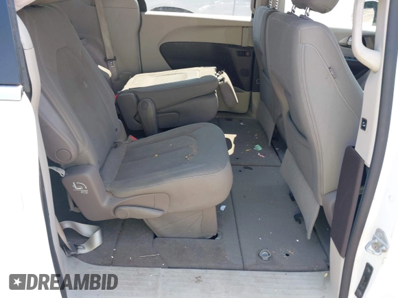2017 Chrysler Pacifica Touring with VIN 2C4RC1DG4HR533711, listed as a IAAI auction lot 42434805 with 141,859 mi miles and . Bid and sale history available at DreamBid. Image 8.