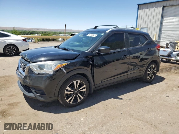 2020 Nissan Kicks SV z VIN 3N1CP5CV4LL564841, wystawiony jako Copart lot #57347645 z przebiegiem 67 515 mil mil oraz Szkoda całkowita • Salvage title. Historia ofert i sprzedaży dostępna na DreamBid. Obrazek 1.