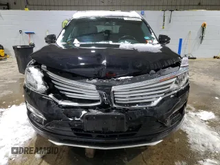2016 Lincoln MKC Reserve with VIN 5LMTJ3DH9GUJ04915, listed as a Copart auction lot 84055804 with 102,685 mi miles and Salvage Title. Bid and sale history available at DreamBid. Image 5.