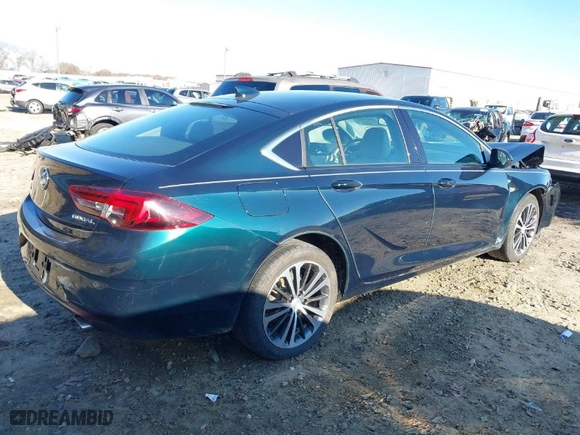 2018 Buick Regal Sportback Essence with VIN W04GP6SX7J1121153, listed as a IAAI auction lot 40979617 with NaN miles. Bid and sale history available at carsss.com. Image 4.