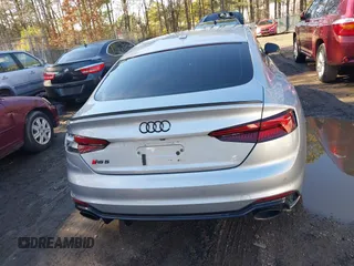 2019 Audi RS 5 Sportback z VIN WUABWCF50KA903597, wystawiony jako IAAI lot #41574876 z przebiegiem 80 629 mil mil oraz . Historia ofert i sprzedaży dostępna na DreamBid. Obrazek 16.
