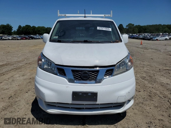 2017 Nissan NV200 S z VIN 3N6CM0KN3HK700106, wystawiony jako Copart lot #57971955 z przebiegiem 183 147 mil mil oraz Czysty tytuł • Clean title. Historia ofert i sprzedaży dostępna na DreamBid. Obrazek 5.