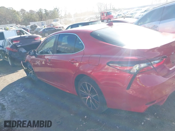 2021 Toyota Camry SE Nightshade with VIN 4T1G11AK1MU435153, listed as a IAAI auction lot 41389032 with 107,381 mi miles. Bid and sale history available at carsss.com. Image 14.