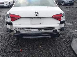2017 Volkswagen Passat SE with VIN 1VWBT7A35HC025257, listed as a IAAI auction lot 41104637 with 48,066 mi miles and . Bid and sale history available at DreamBid. Image 18.