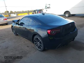 2020 Toyota 86 with VIN JF1ZNAA11L8752565, listed as a IAAI auction lot 41637801 with 46,081 mi miles. Bid and sale history available at carsss.com. Image 3.