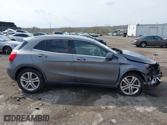 2016 Mercedes-Benz GLA 250 z VIN WDCTG4GB9GJ190161, wystawiony jako IAAI lot #42038958 z przebiegiem 103 706 mil mil oraz . Historia ofert i sprzedaży dostępna na DreamBid. Obrazek 13.