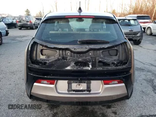 2015 BMW i3 with VIN WBY1Z4C55FV279545, listed as a Copart auction lot 70060362 with 0 mi miles. Bid and sale history available at carsss.com. Image 6.