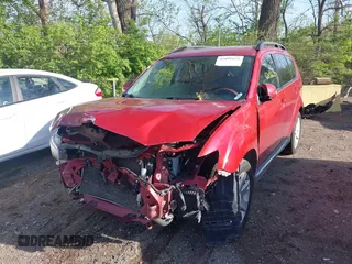 2013 Mitsubishi Outlander SE z VIN JA4JT3AWXDU019597, wystawiony jako IAAI lot #42092622 z przebiegiem 209 093 mil mil oraz . Historia ofert i sprzedaży dostępna na DreamBid. Obrazek 2.