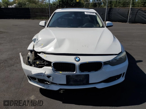2012 BMW 3 Series 328i z VIN WBA3A5G54CNP16588, wystawiony jako Copart lot #52438505 z przebiegiem 185 499 mil mil oraz Szkoda całkowita • Salvage title. Historia ofert i sprzedaży dostępna na DreamBid. Obrazek 5.
