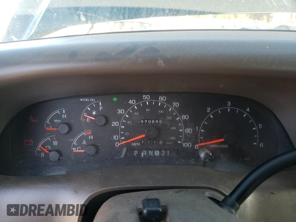 2001 Ford Super Duty F-250 XL with VIN 1FTNW21SX1EA33933, listed as a Copart auction lot 81153254 with 670,845 mi miles and Salvage Title. Bid and sale history available at carsss.com. Image 9.