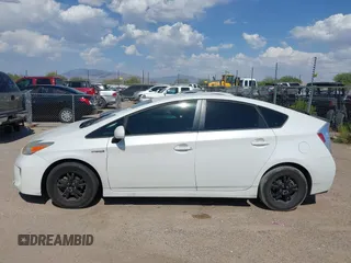 2014 Toyota Prius Four z VIN JTDKN3DU7E0362231, wystawiony jako IAAI lot #42638192 z przebiegiem 208 512 mil mil oraz . Historia ofert i sprzedaży dostępna na DreamBid. Obrazek 14.