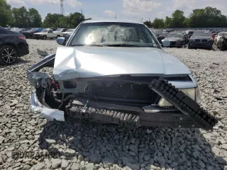 2003 Mercury Grand Marquis LS Premium с VIN 2MEFM75WX3X665058, выставлен на аукционе Copart как лот 55266225 с пробегом 120 904 миль миль и Списание • Salvage title. История ставок и продаж доступна на DreamBid. Изображение 5.