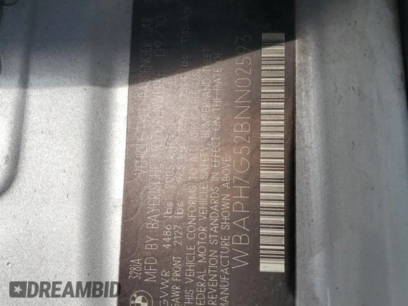 2011 BMW 3 Series 328i with VIN WBAPH7G52BNN02593, listed as a Copart auction lot 51346505 with Not provided miles and Salvage title. Bid and sale history available at DreamBid. Image 14.