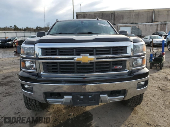 2015 Chevrolet Silverado 1500 LT with VIN 3GCUKREC9FG142578, listed as a Copart auction lot 44142905 with 194,369 mi miles and Salvage Title. Bid and sale history available at DreamBid. Image 5.